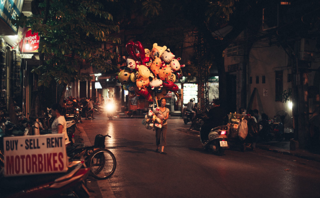 Luca Zizioli Freelance Travel Vietnam Hanoi